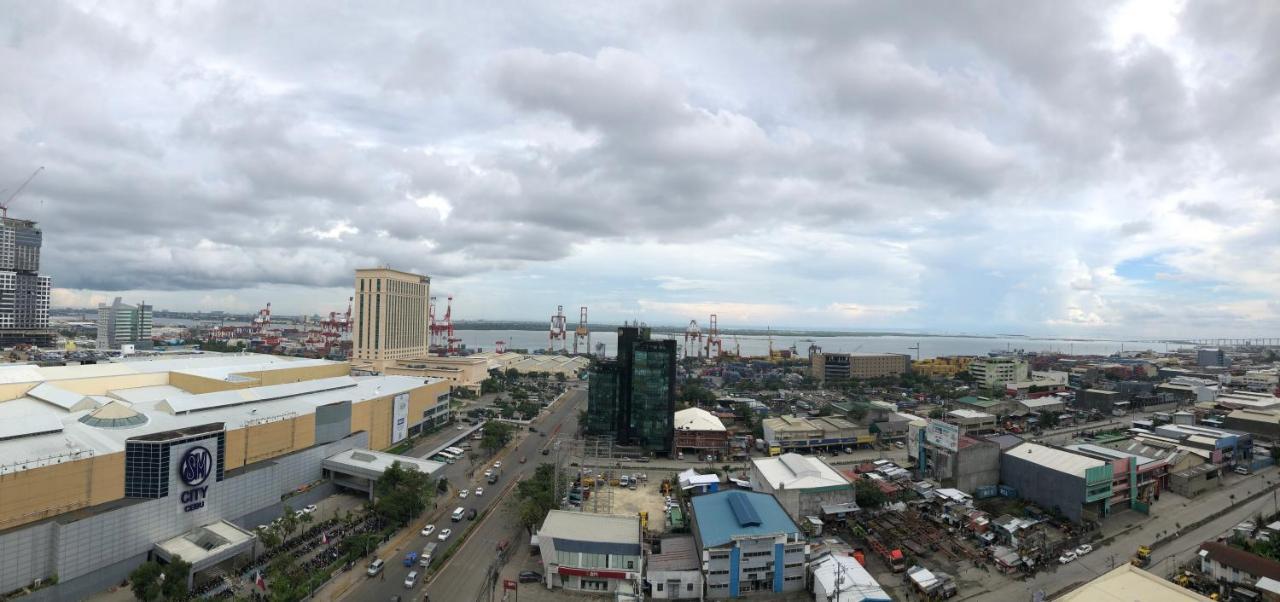 Sunvida Tower Residences Infront Of Sm City Cebu Εξωτερικό φωτογραφία