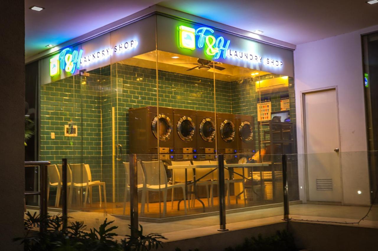 Sunvida Tower Residences Infront Of Sm City Cebu Εξωτερικό φωτογραφία